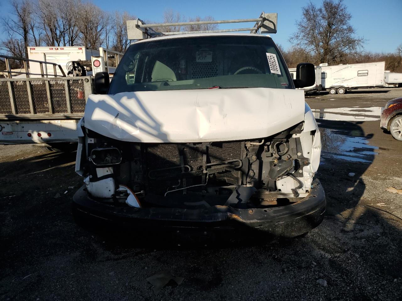 2014 GMC Savana G3500 - Image 5