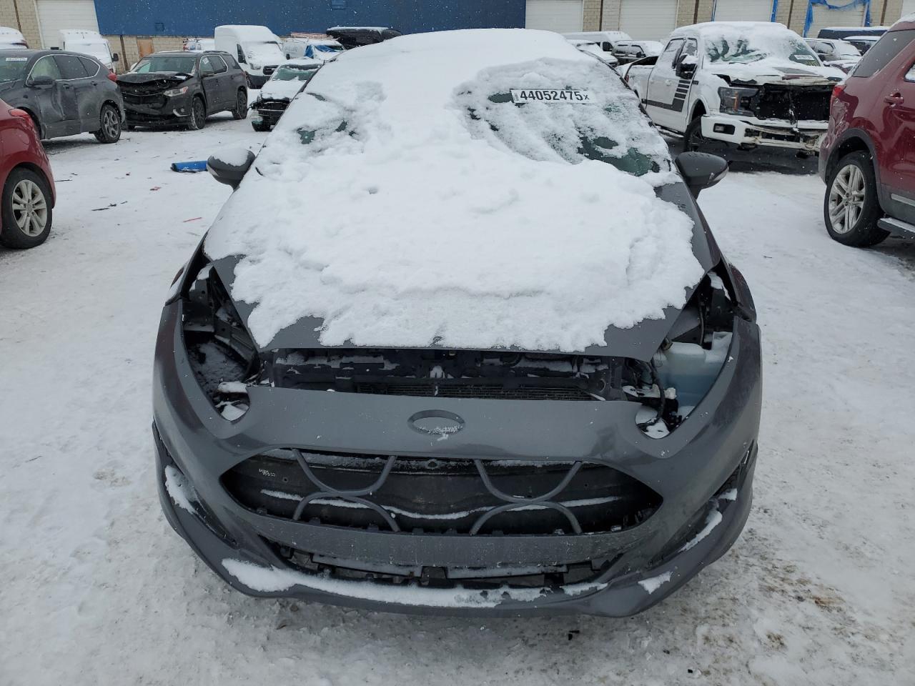 2016 Ford Fiesta Se - Фото 5