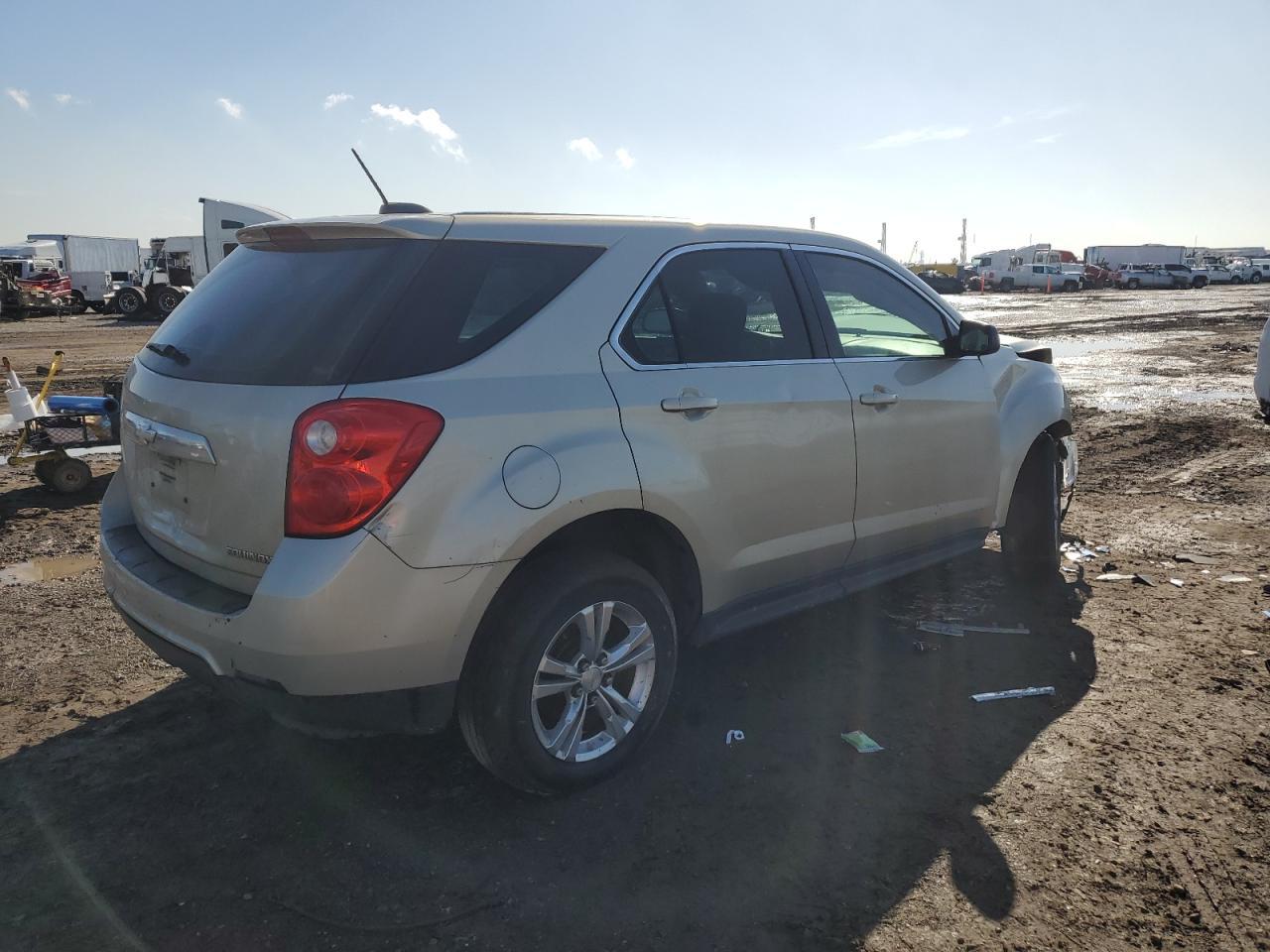 2015 Chevrolet Equinox Ls - Фото 3