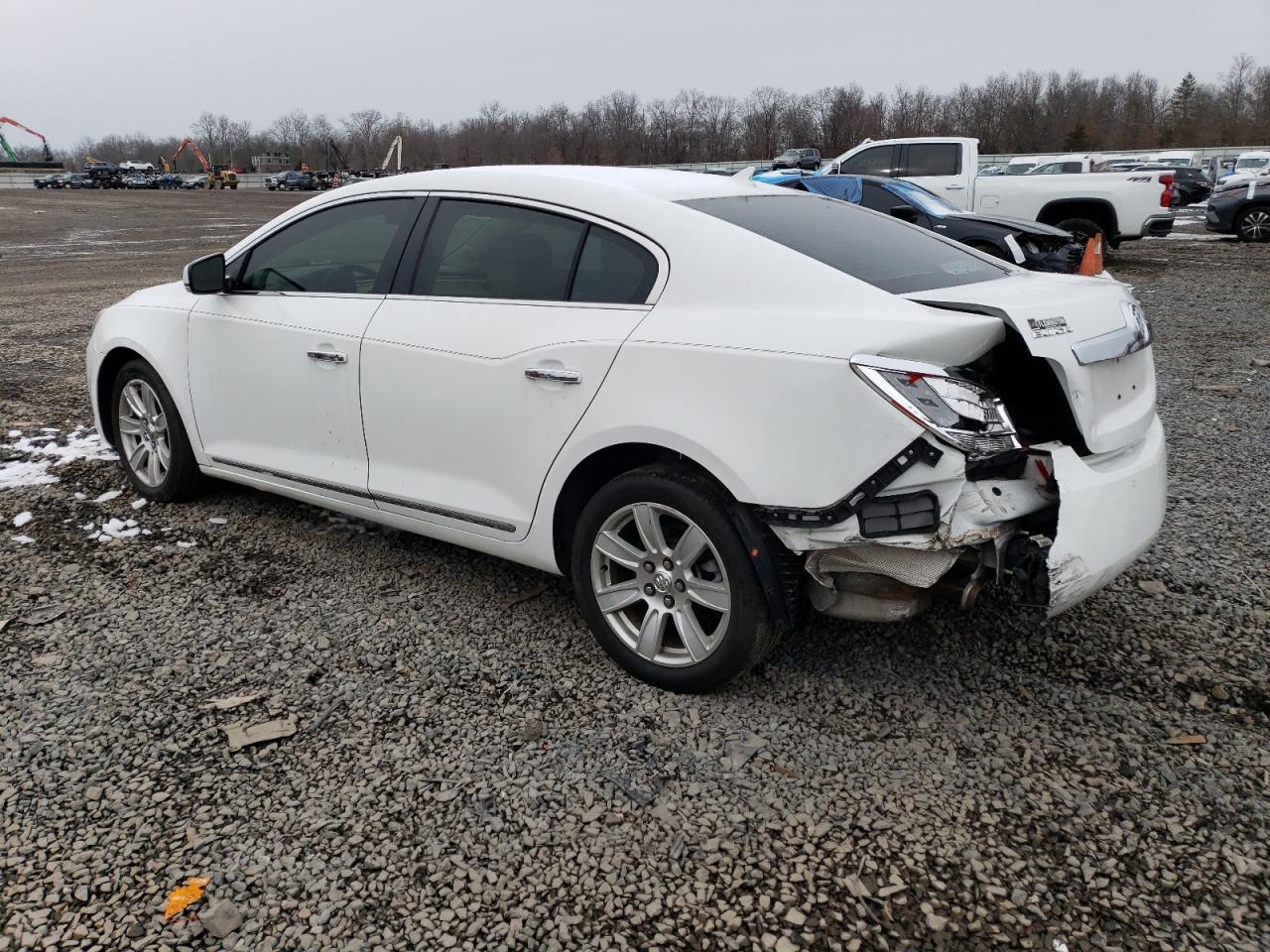 2011 Buick Lacrosse Cxl - Image 2