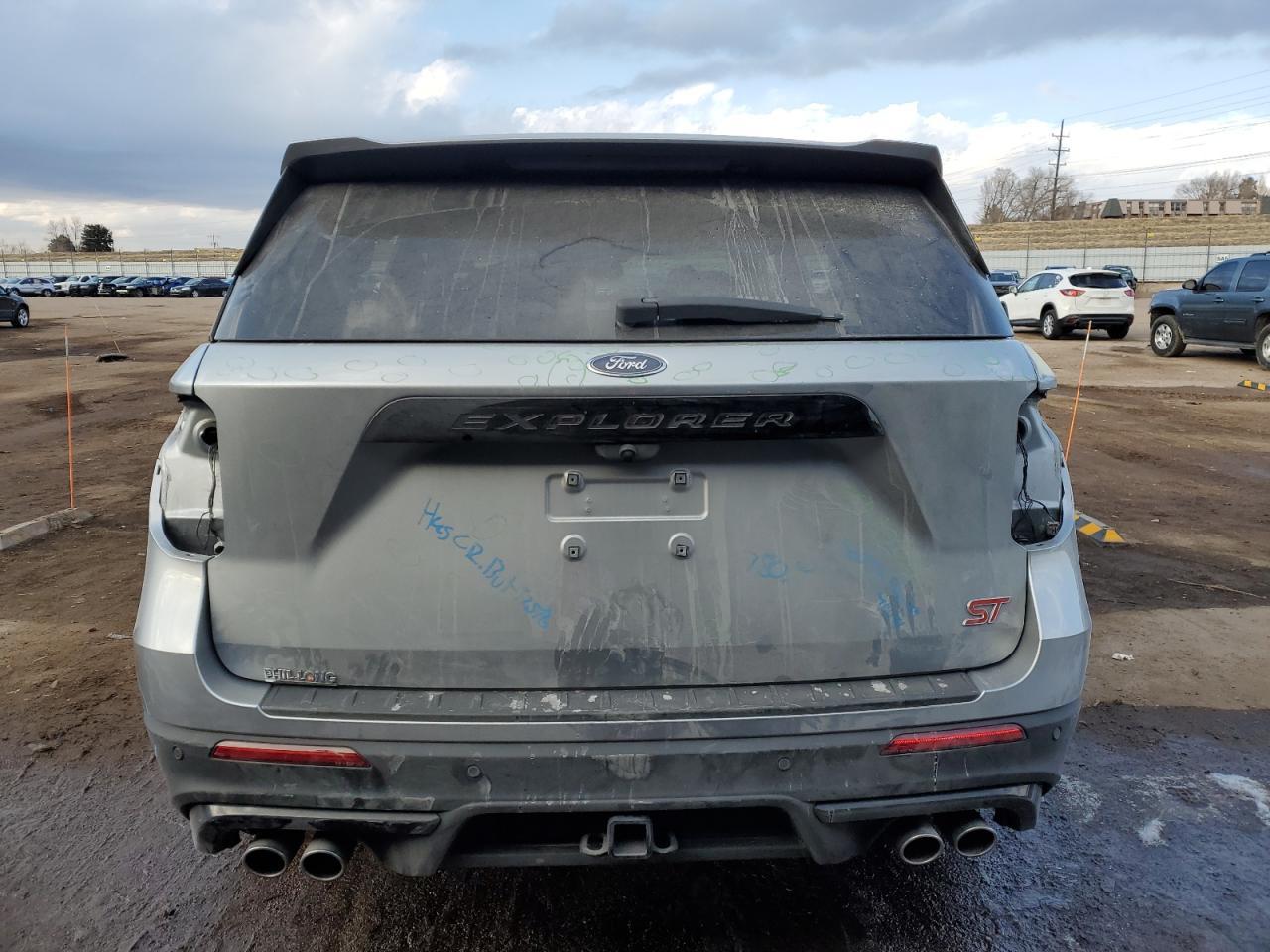 2023 Ford Explorer St - Фото 6