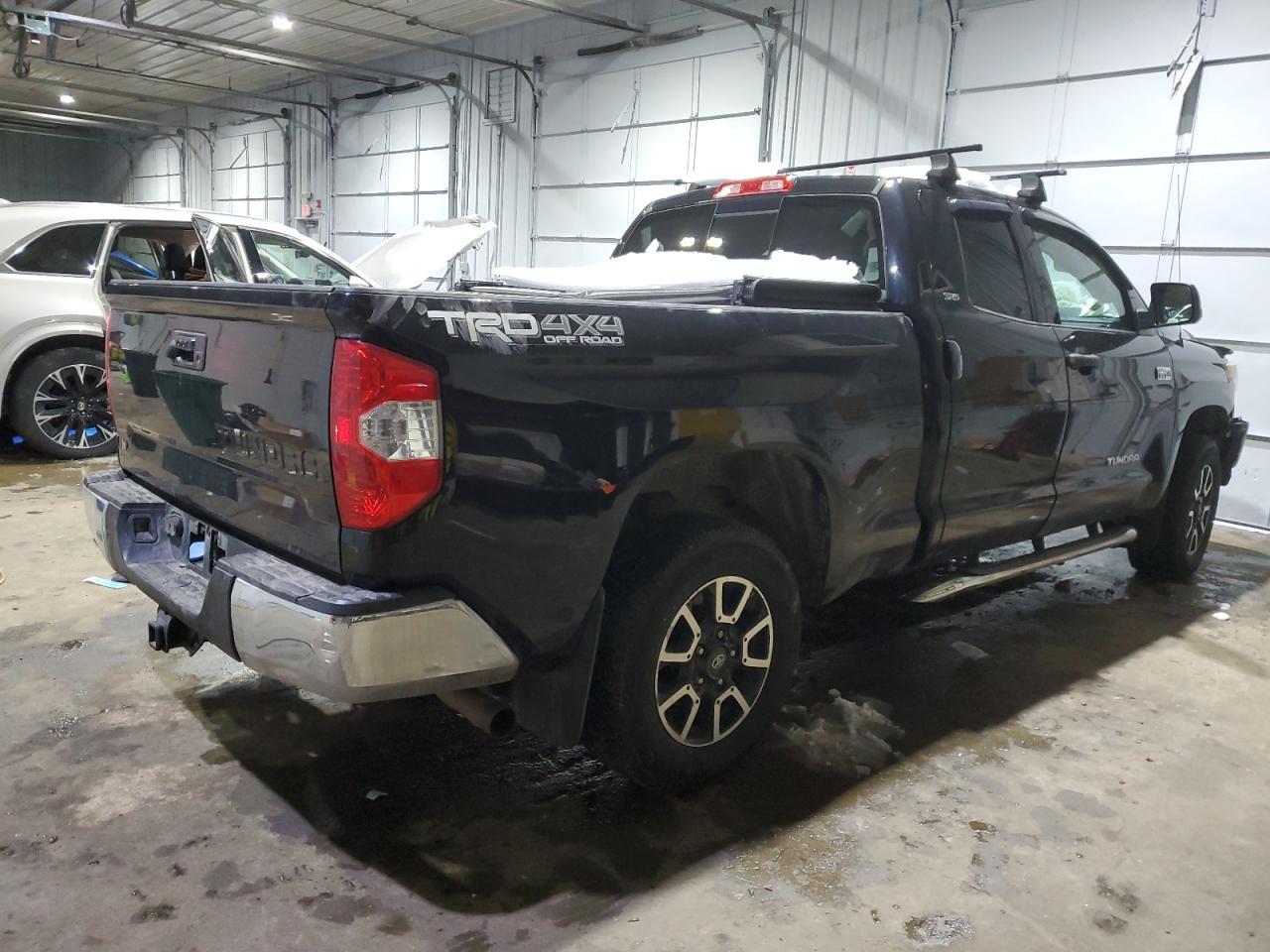 2017 Toyota Tundra Sr5 - Фото 3