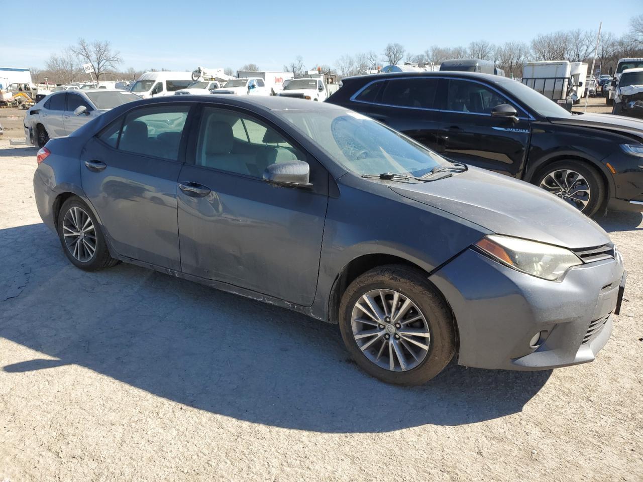 2015 Toyota Corolla L - Фото 4