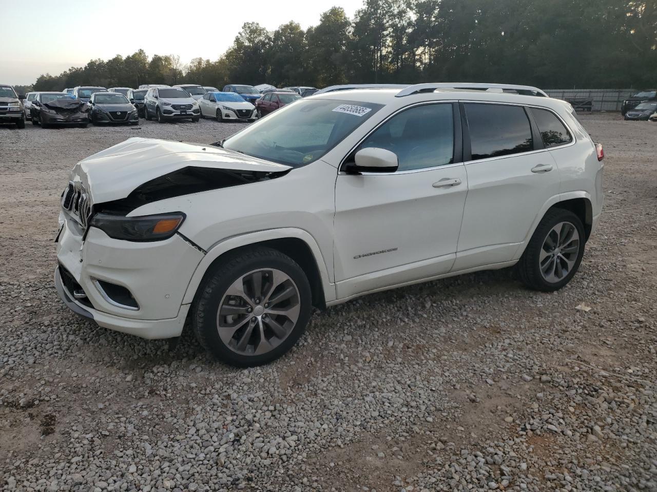 2019 Jeep Cherokee Overland