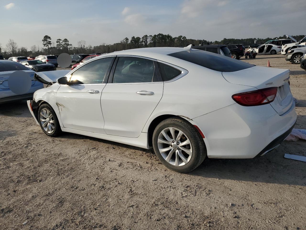 2015 Chrysler 200 C - Фото 2