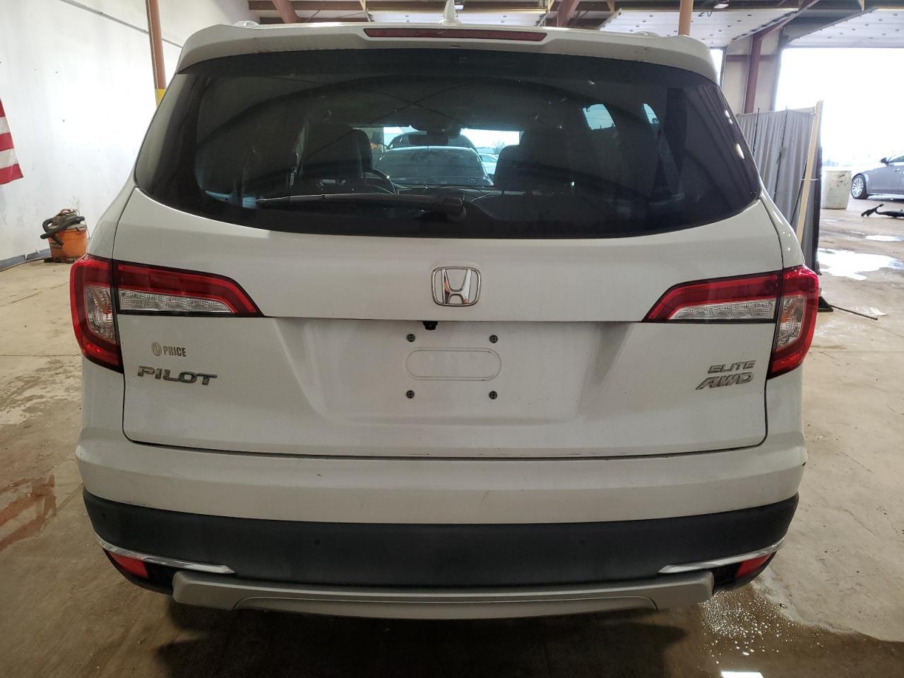 2020 Honda Pilot Elite - Image 6