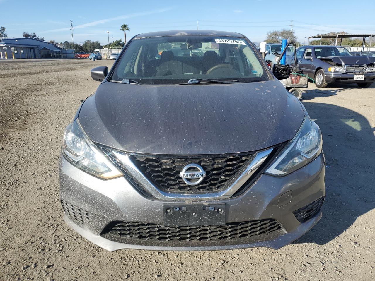 2016 Nissan Sentra S - Фото 5