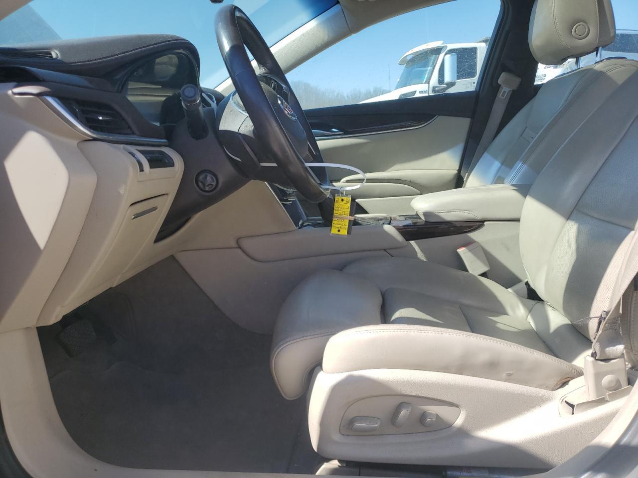 2013 Cadillac Xts Premium Collection - Image 7