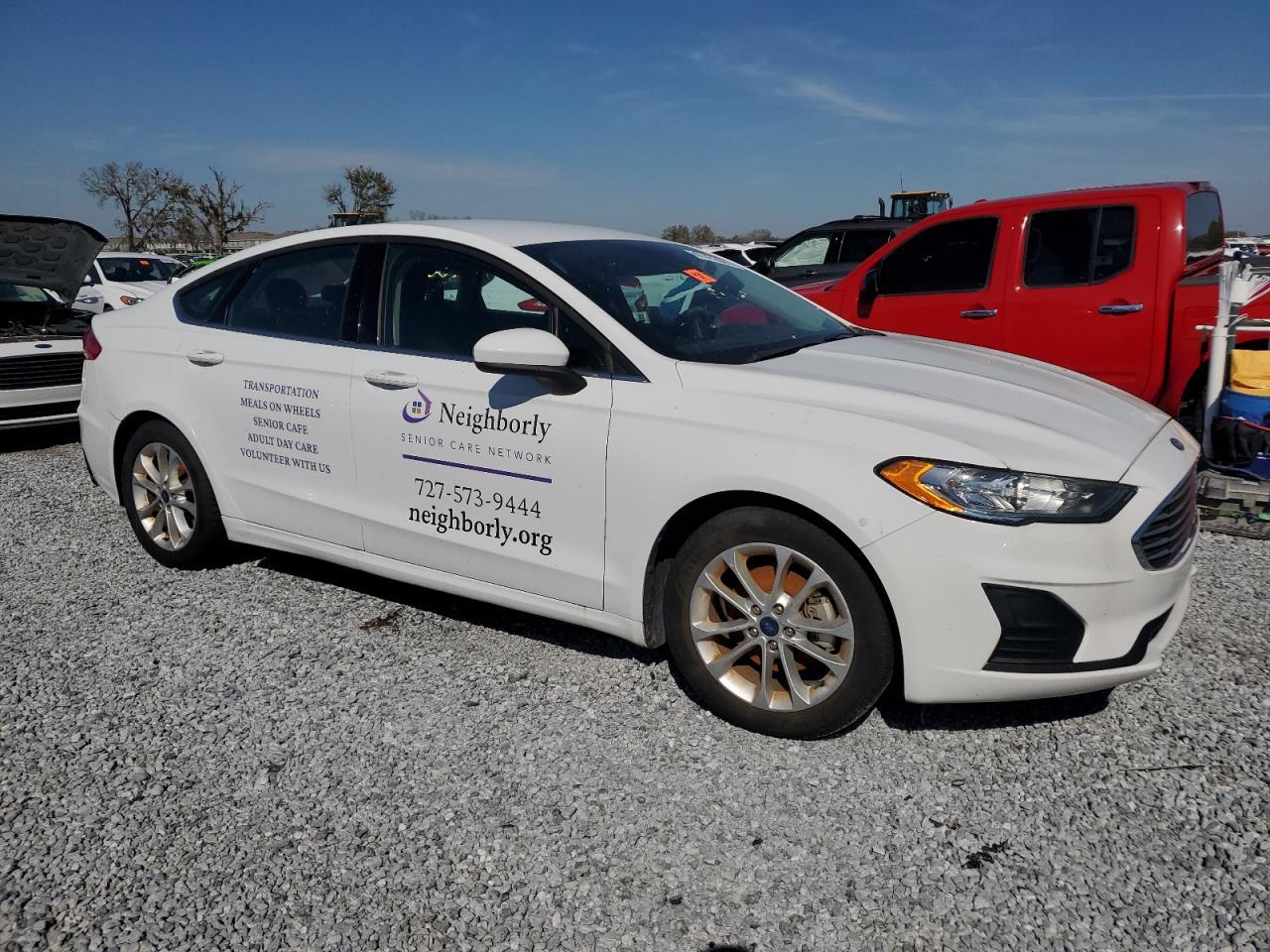 2019 Ford Fusion Se - Фото 4