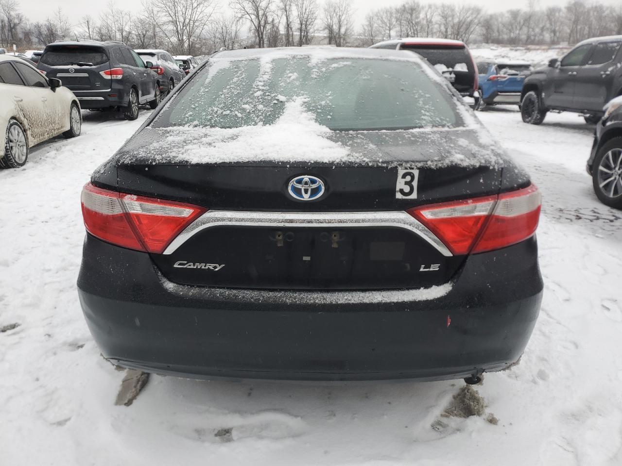 2015 Toyota Camry Le - Image 6