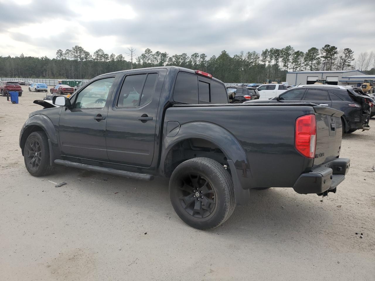2019 Nissan Frontier S - Фото 2