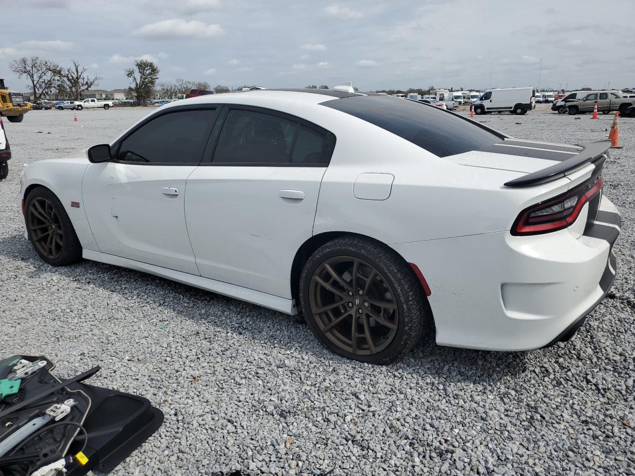 2019 Dodge Charger Scat Pack - Image 2