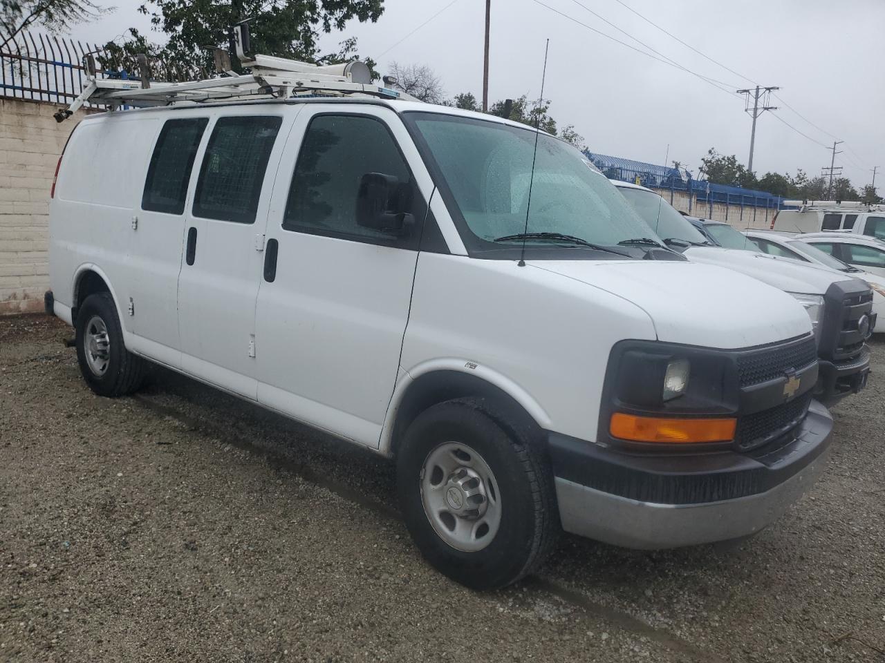 2014 Chevrolet Express G2500 - Фото 4