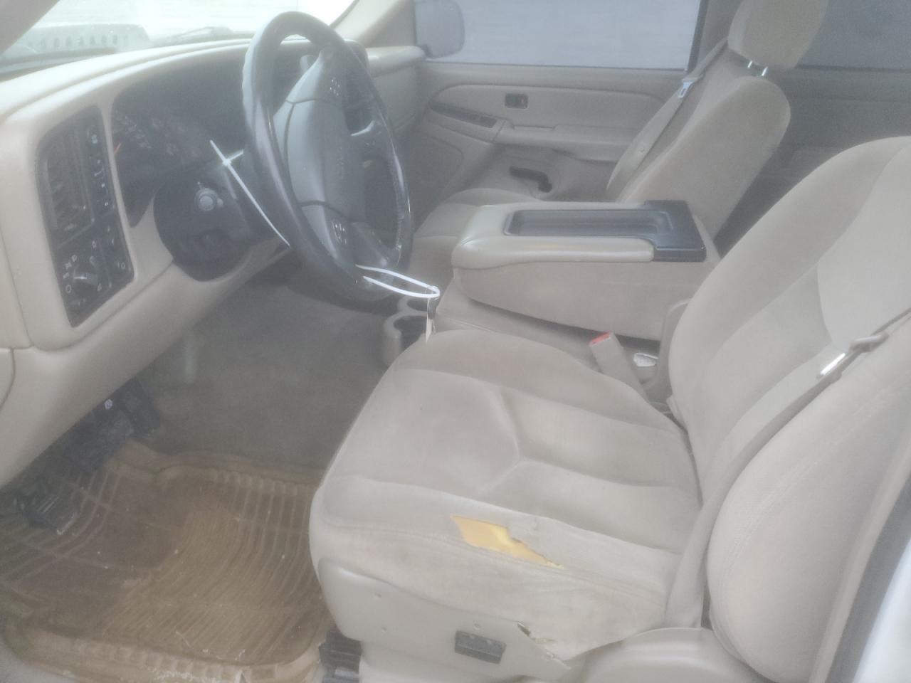 2005 GMC Sierra - Image 7