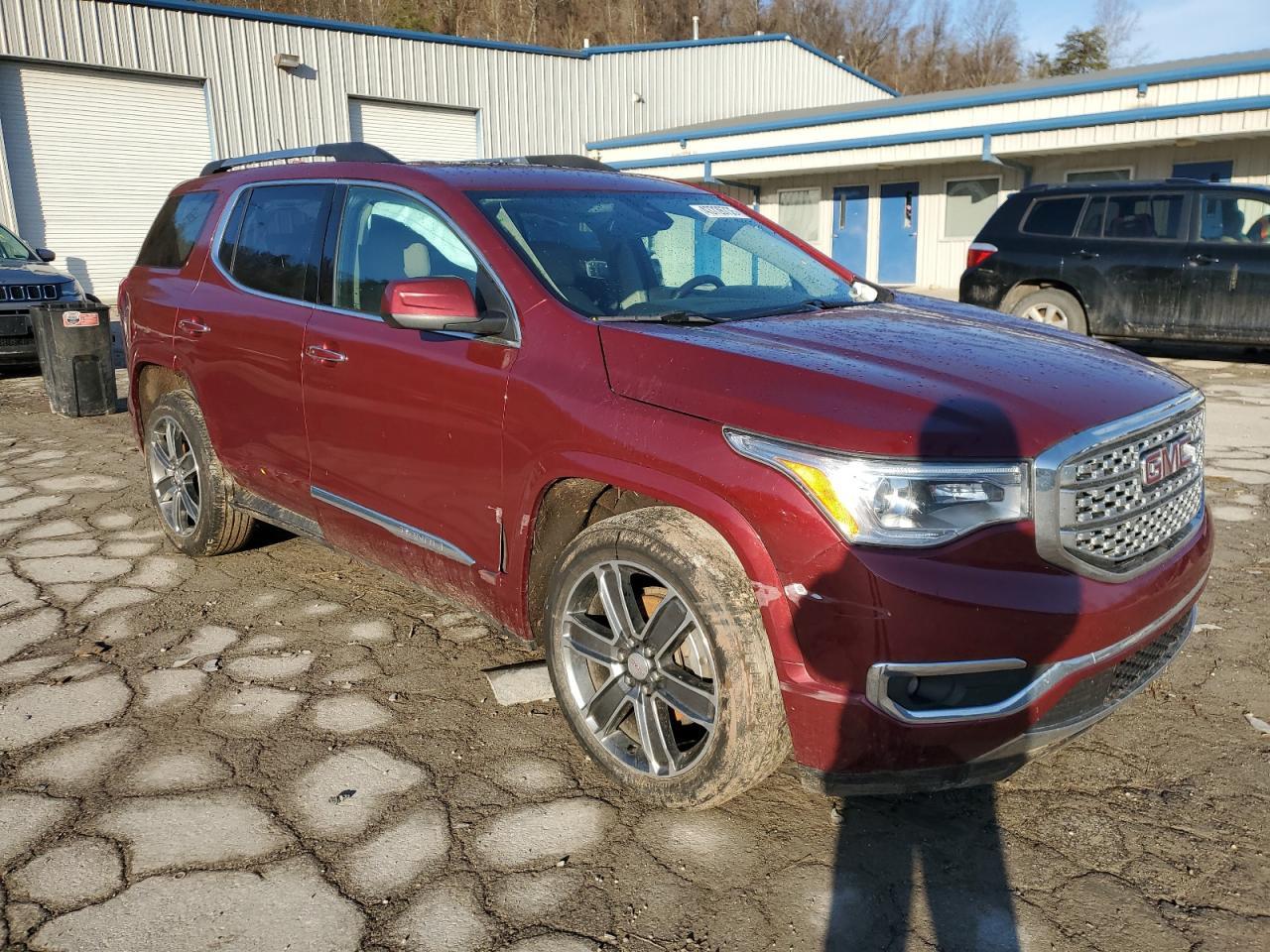 2017 GMC Acadia Denali - Image 4