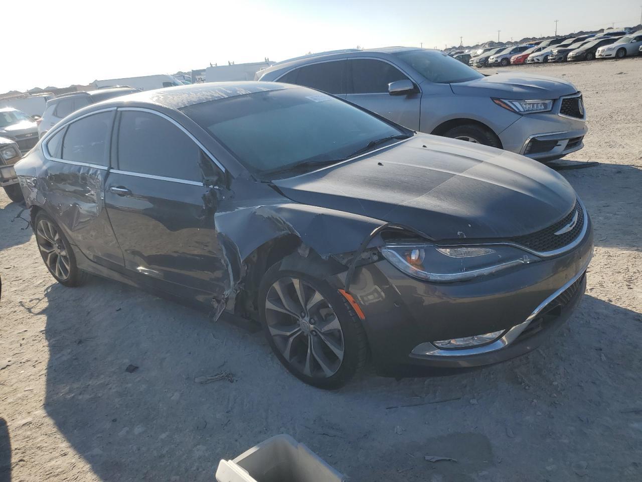 2015 Chrysler 200 C - Фото 4
