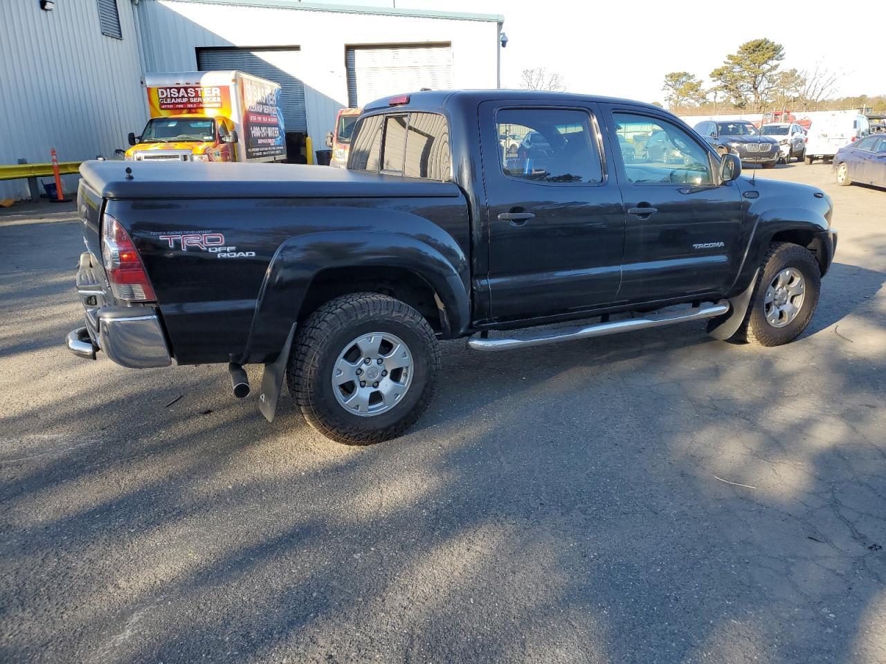 2011 Toyota Tacoma Double Cab - Image 3