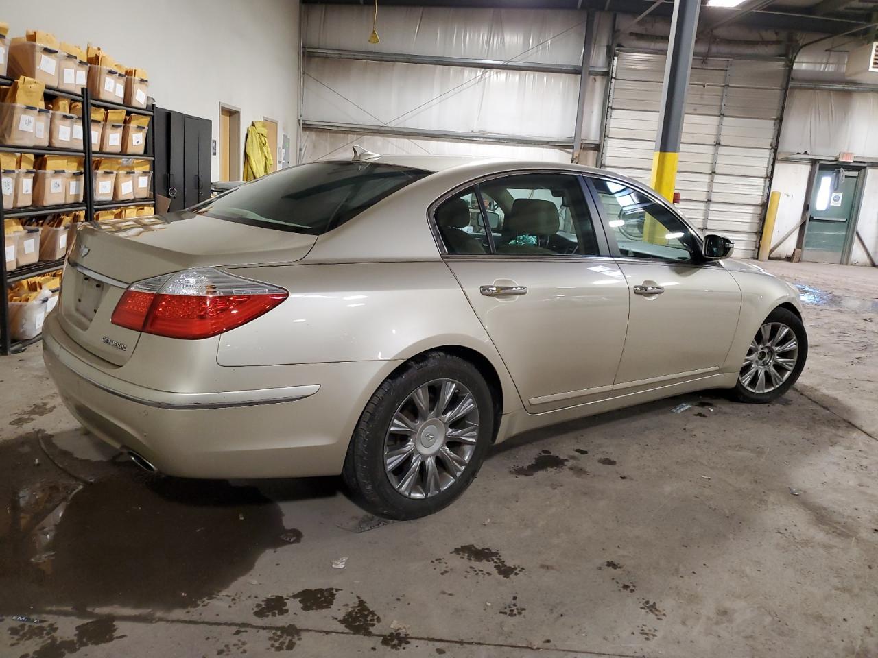 2009 Hyundai Genesis 3.8L - Фото 3
