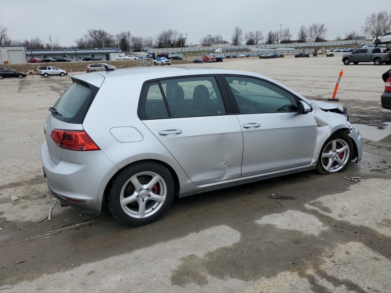 2015 Volkswagen Gti - Фото 3