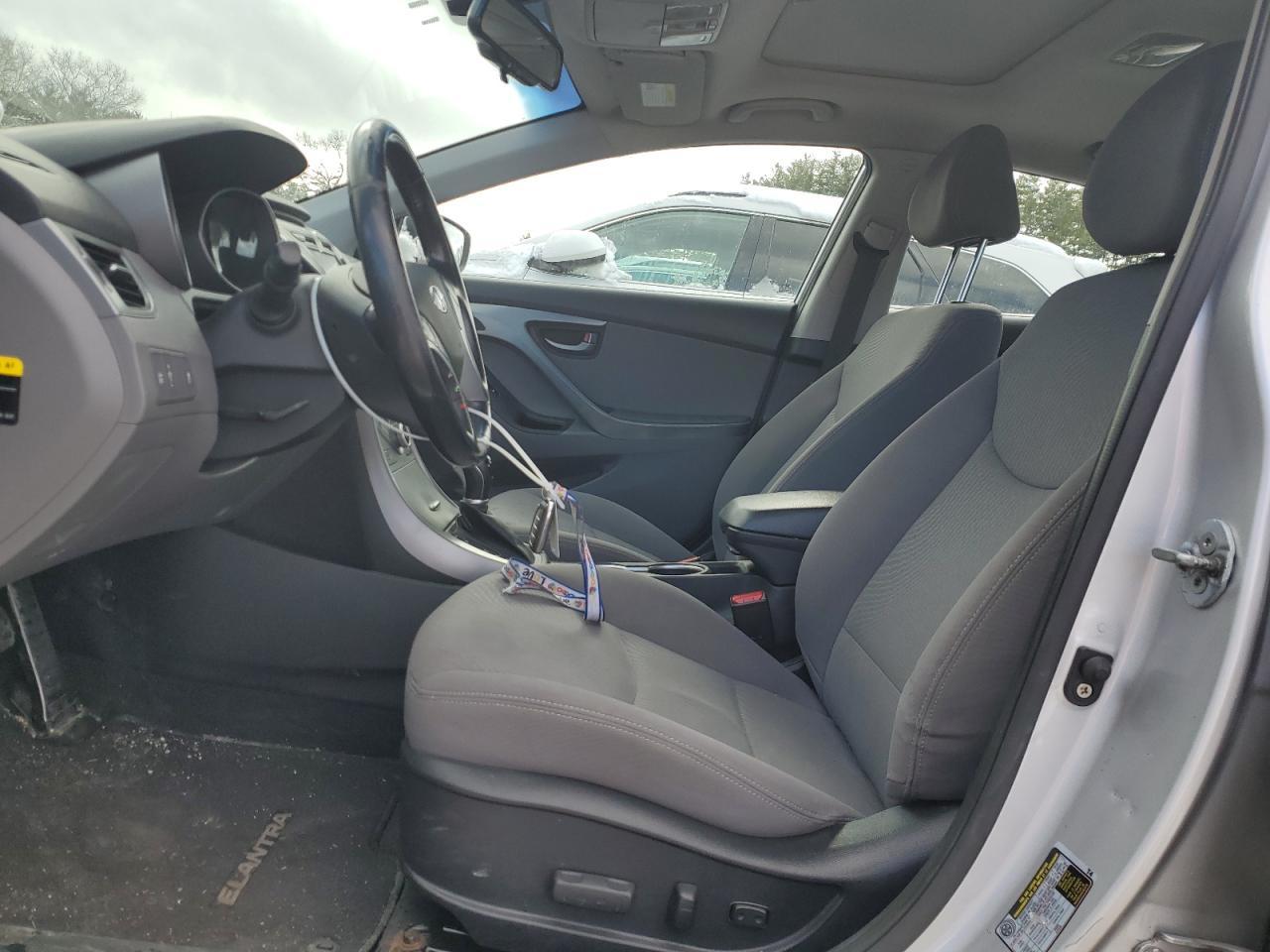 2016 Hyundai Elantra Se - Фото 7