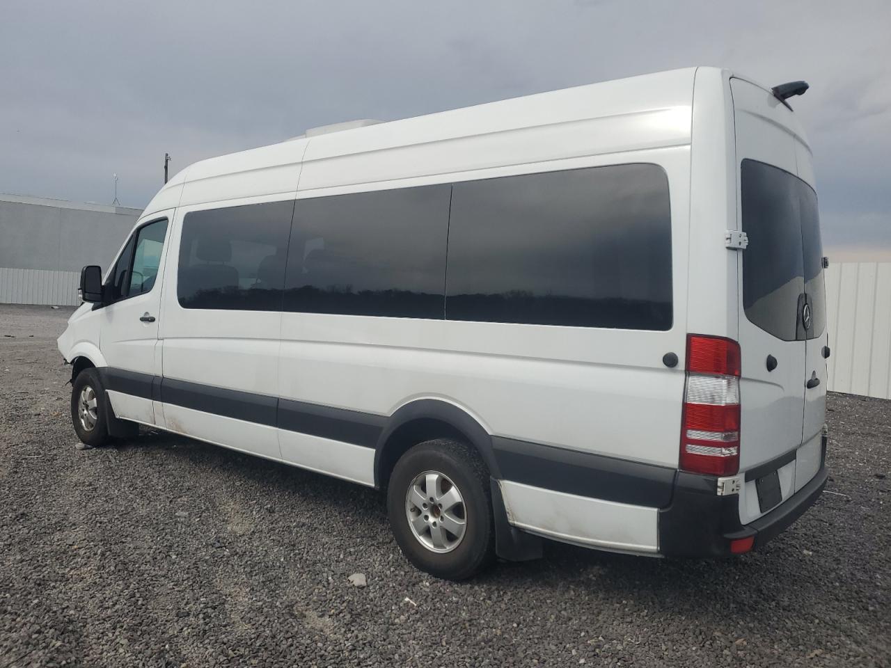 2017 Mercedes-Benz Sprinter 2500 - Фото 2