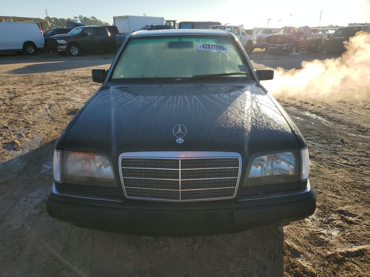 1994 Mercedes-Benz E 320 - Фото 5