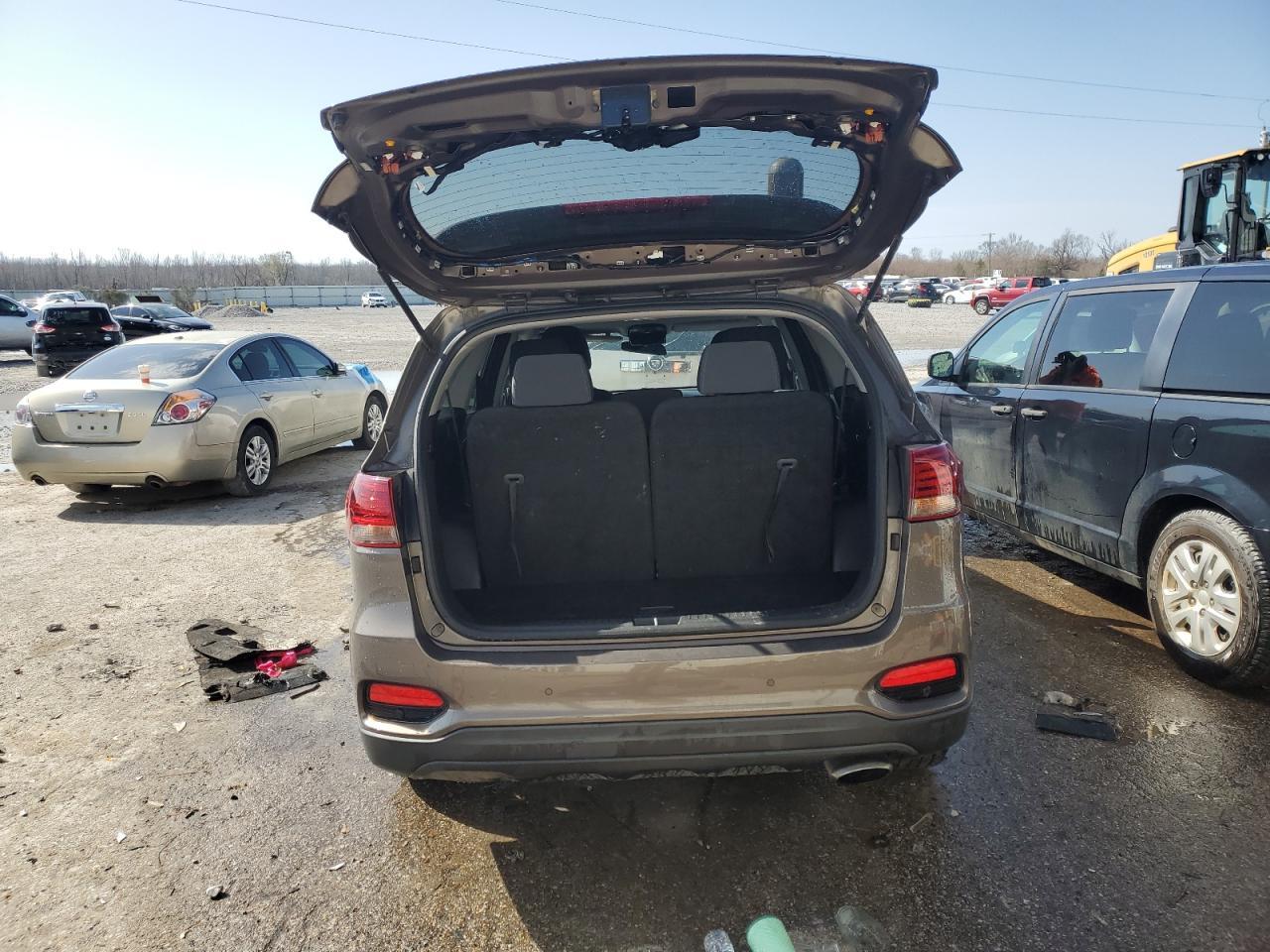 2019 Kia Sorento Lx - Image 6