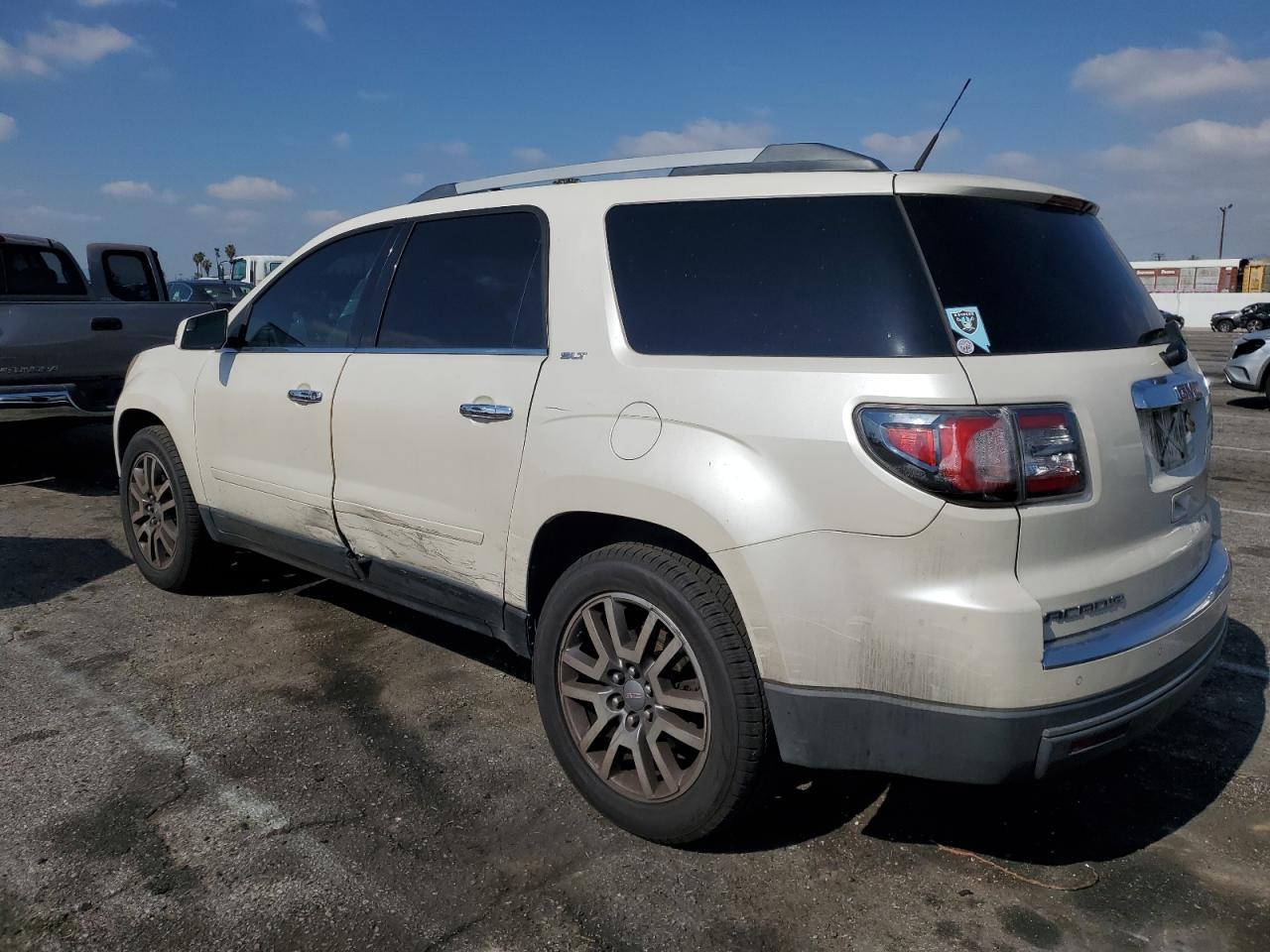 2013 GMC Acadia Slt-1 - Image 2