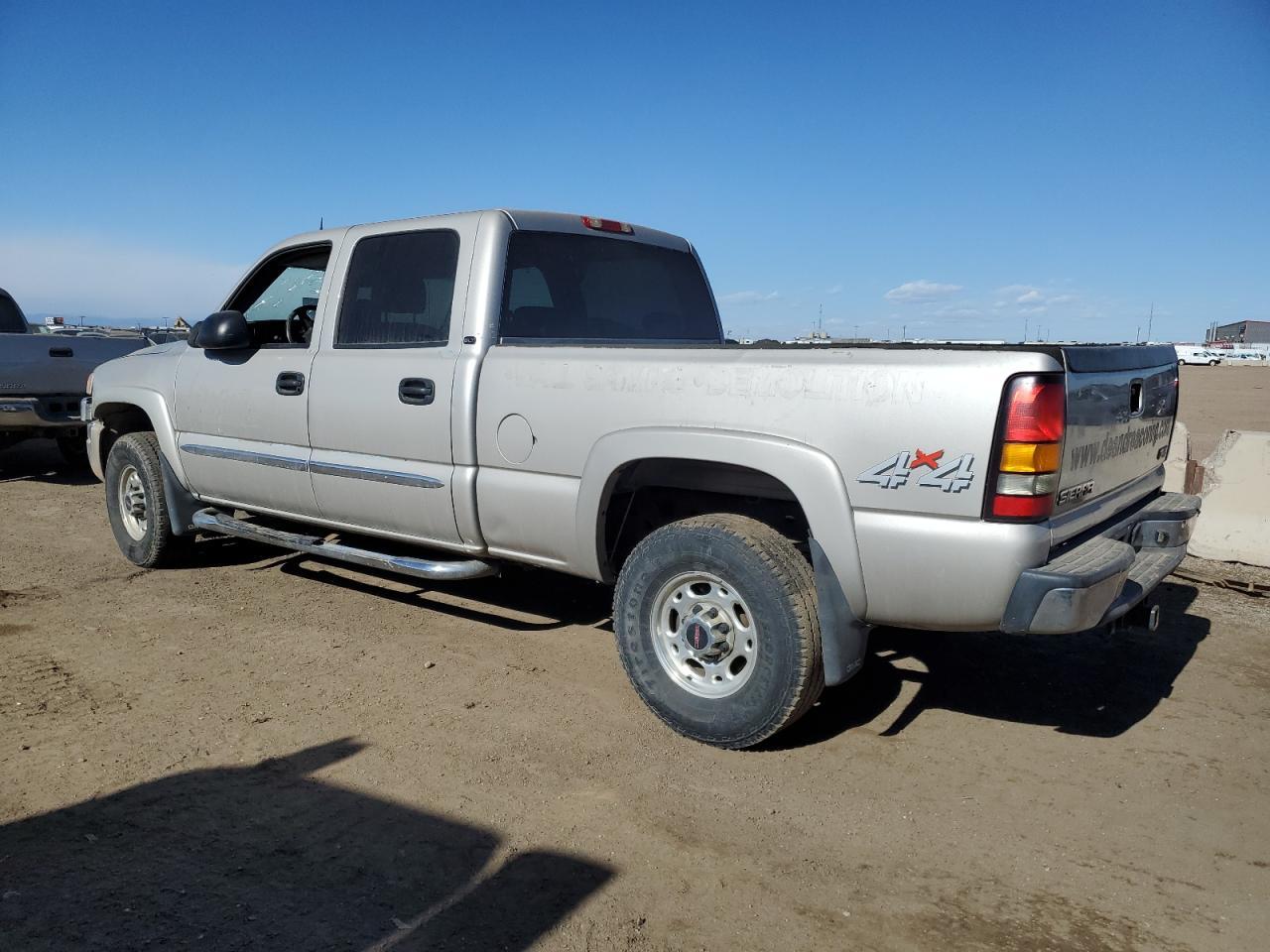 2005 GMC Sierra K1500 Heavy Duty - Фото 2