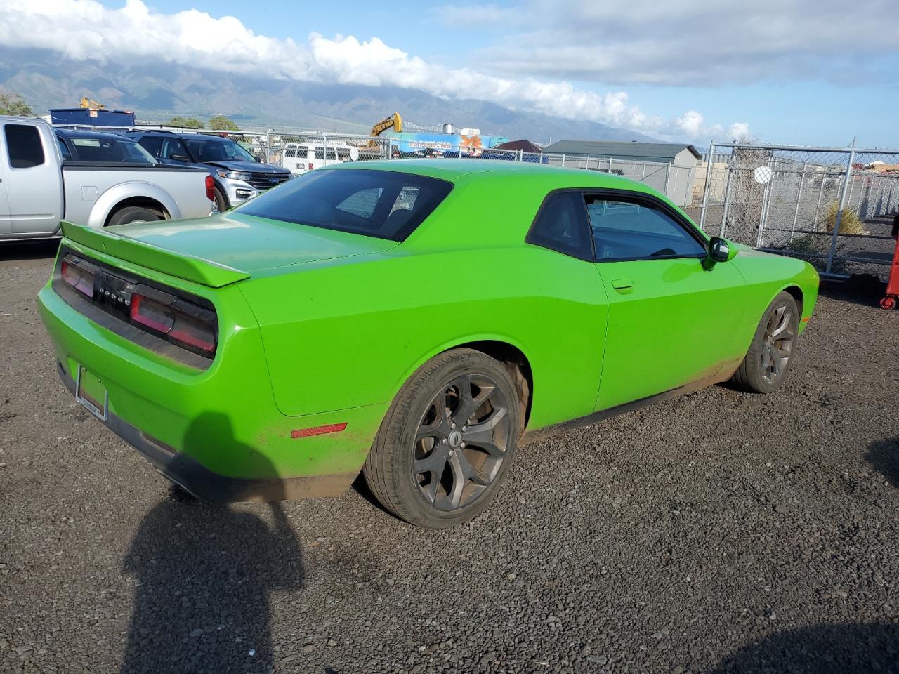 2017 Dodge Challenger Sxt - Image 3