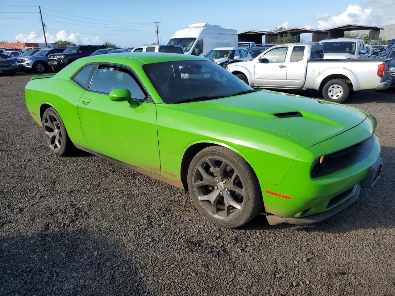 2017 Dodge Challenger Sxt - Image 4