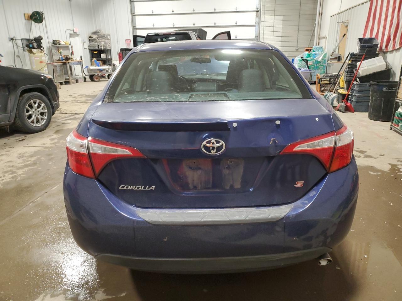 2015 Toyota Corolla L - Фото 6