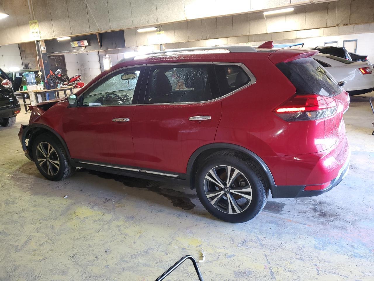 2017 Niss Rogue - Фото 2