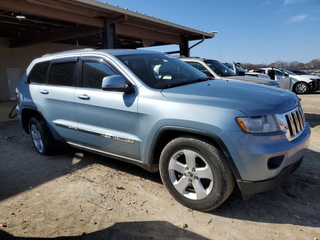 2012 Jeep Grand Cherokee Laredo - Image 4