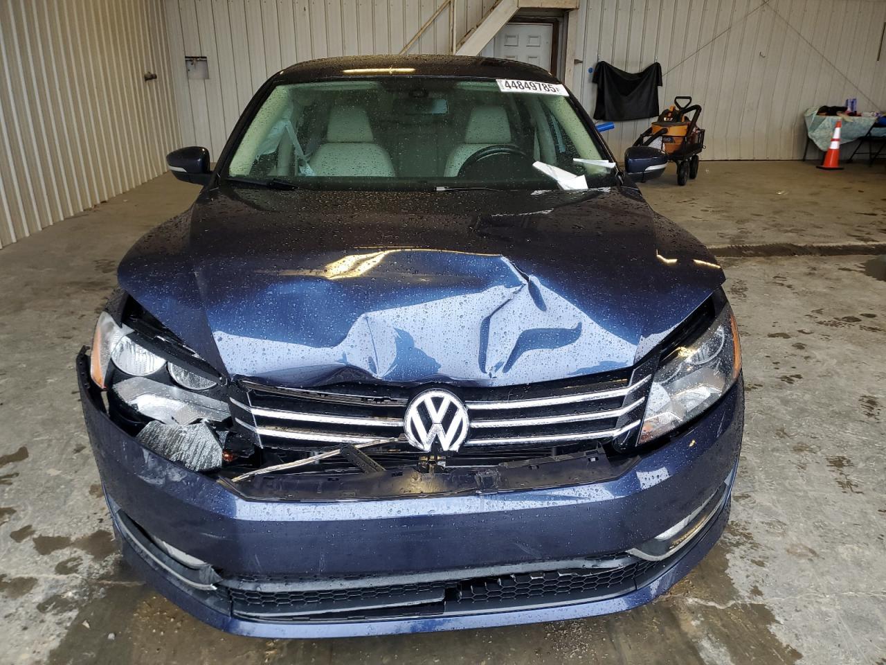 2015 Volkswagen Passat S - Image 5