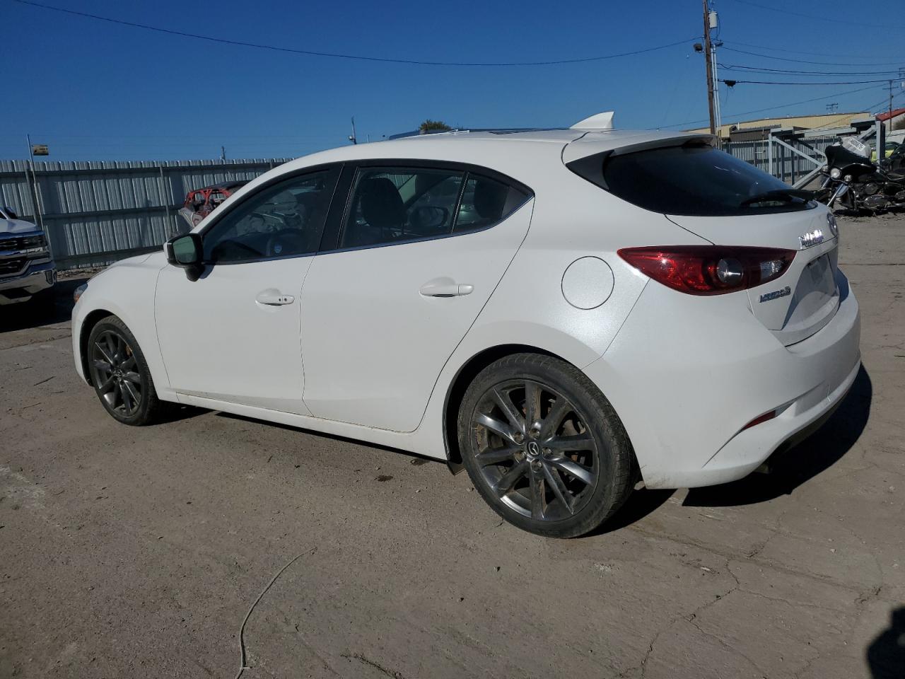 2018 Mazda 3 Touring - Фото 2