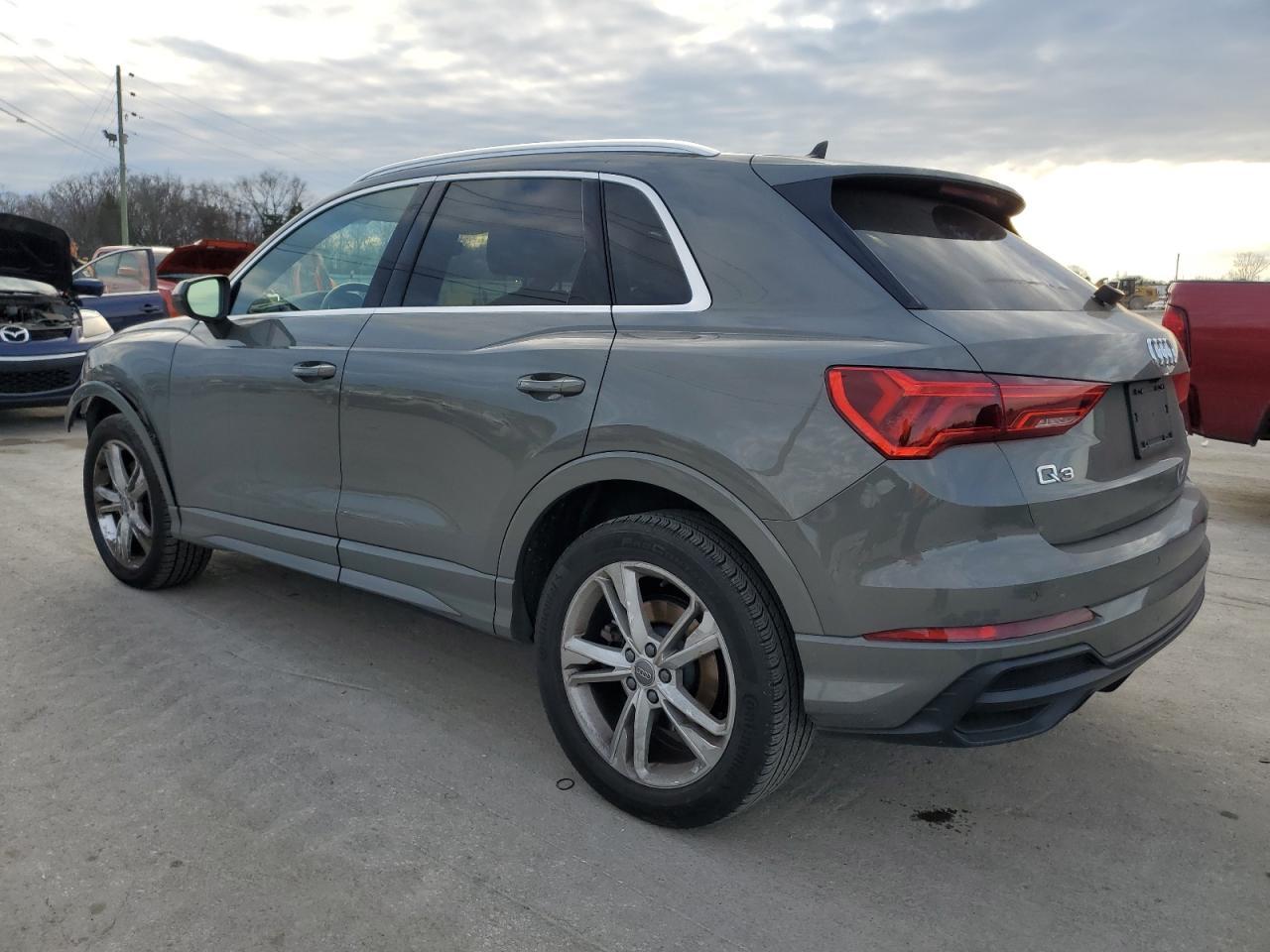 2020 Audi Q3 Premium S Line - Фото 2