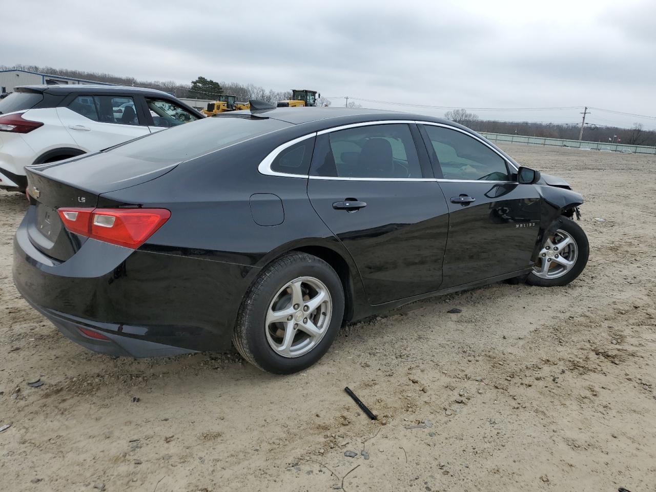2016 Chevrolet Malibu Ls - Фото 3