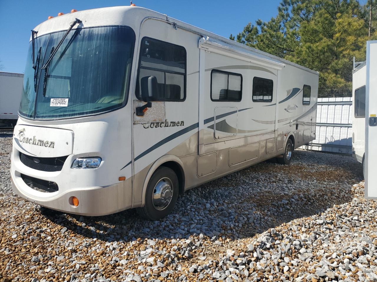 2004 Ford F550 Super Duty Stripped Chassis - Image 2