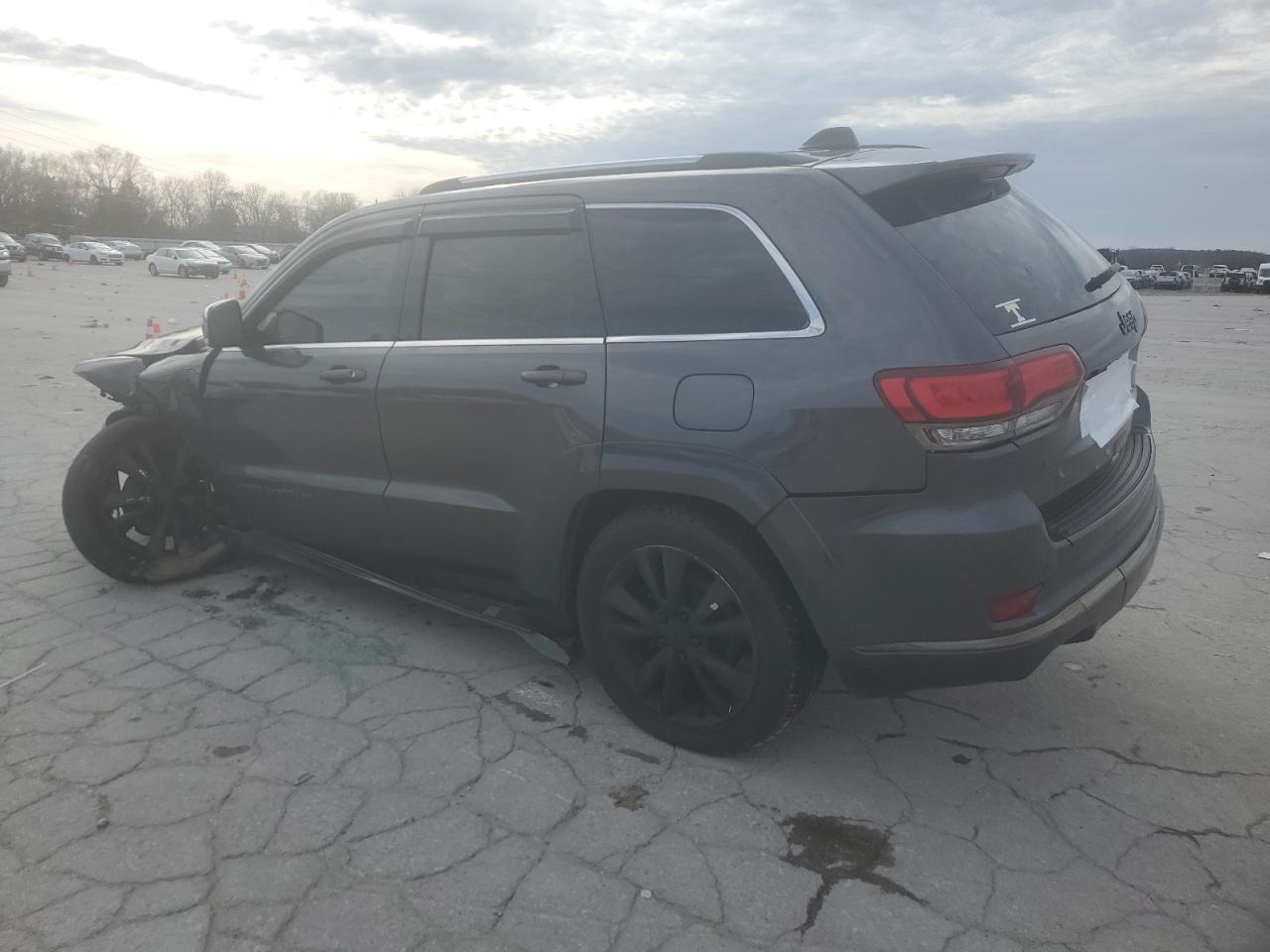 2015 Jeep Grand Cherokee Laredo - Image 2