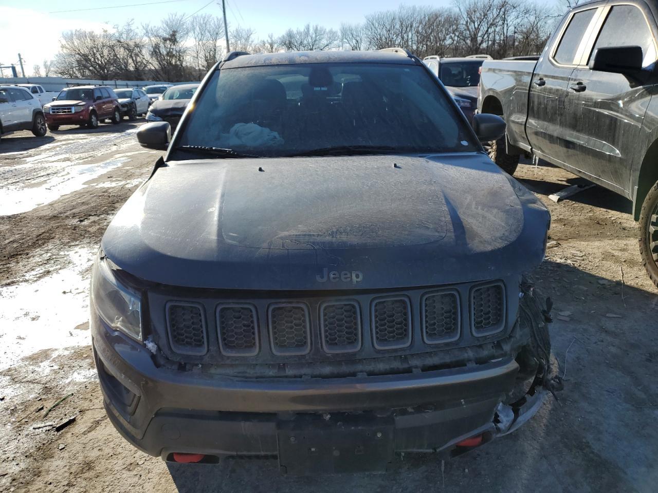 2017 Jeep Compass Trailhawk - Фото 5