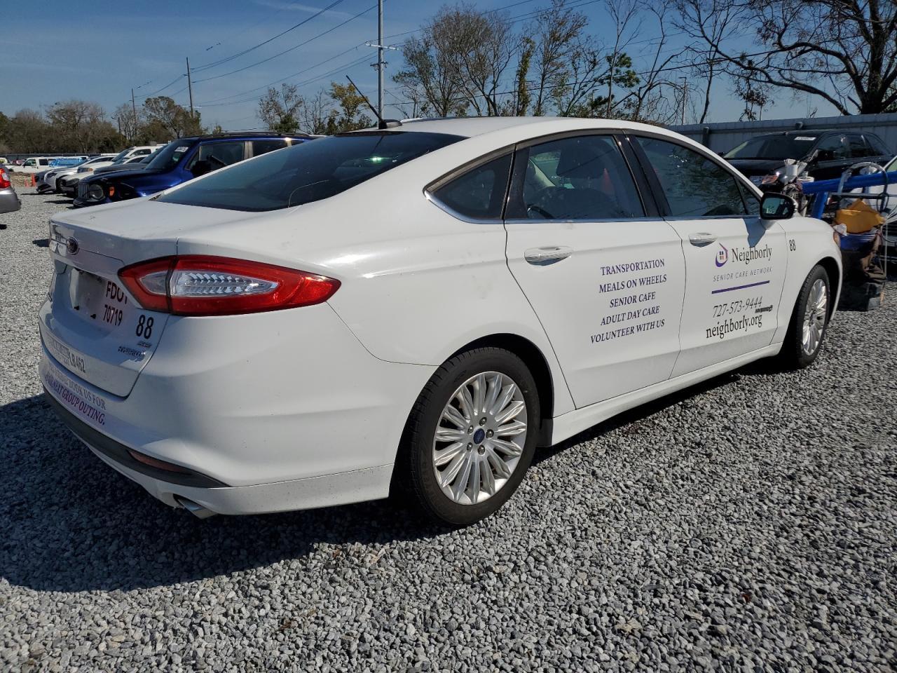 2016 Ford Fusion Se Hybrid - Фото 3