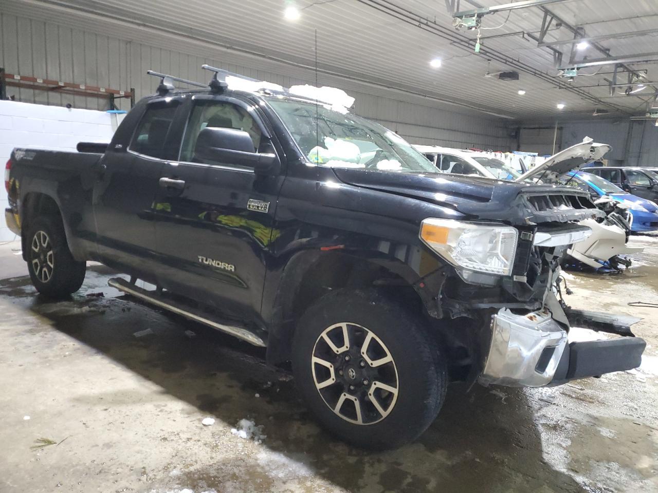 2017 Toyota Tundra Sr5 - Фото 4