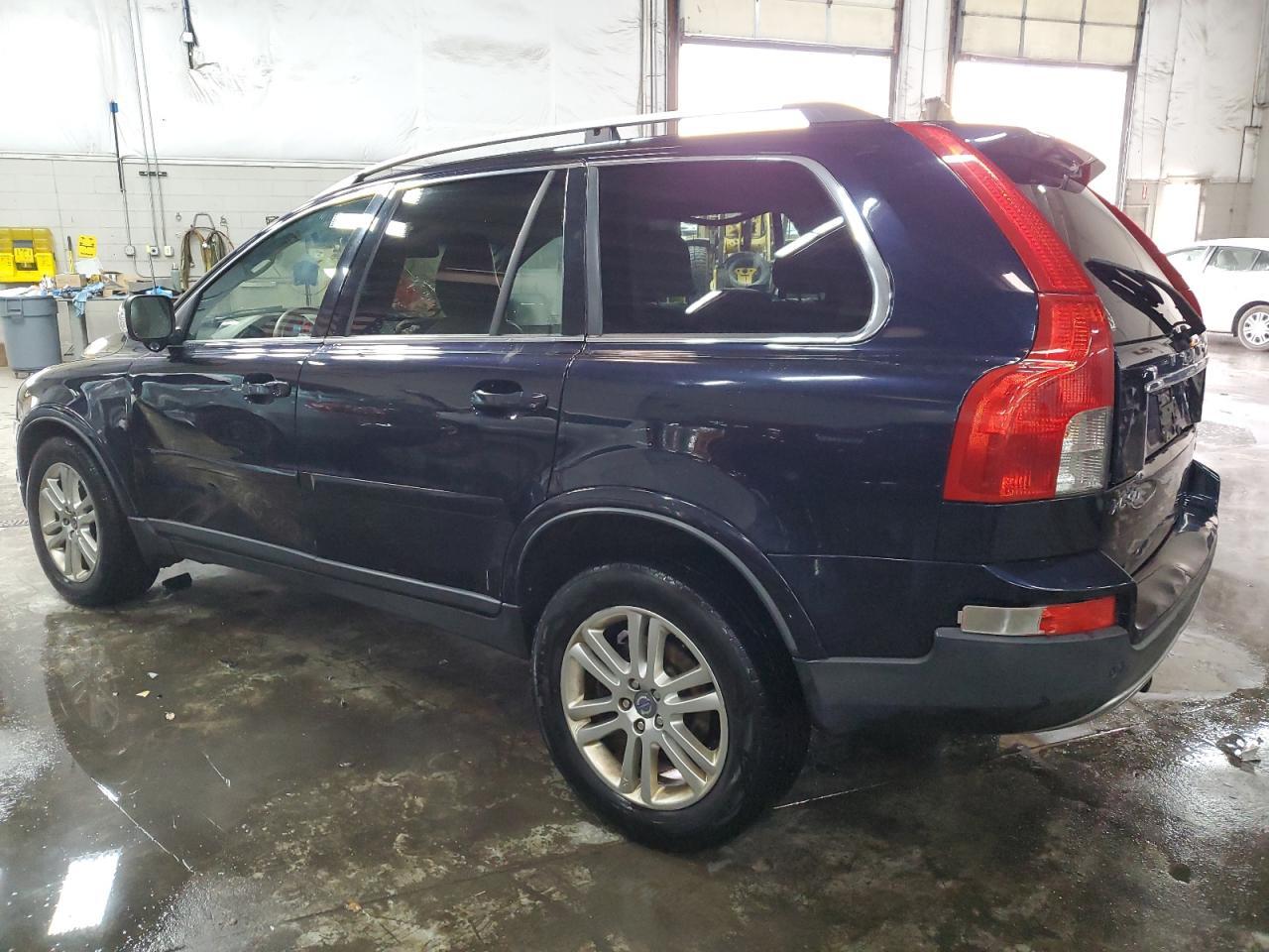 2010 Volvo Xc90 3.2 - Image 2