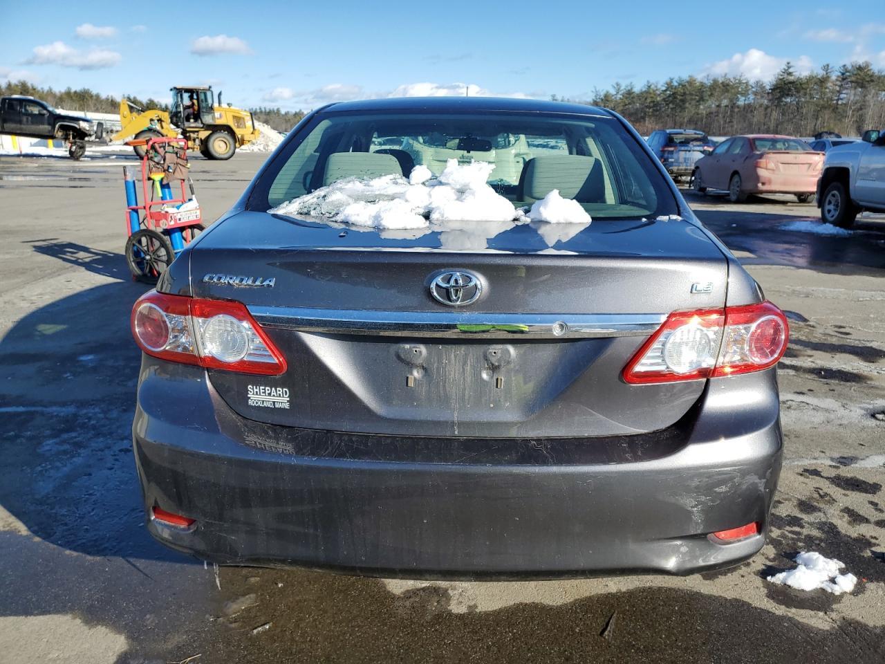 2011 Toyota Corolla - Фото 6