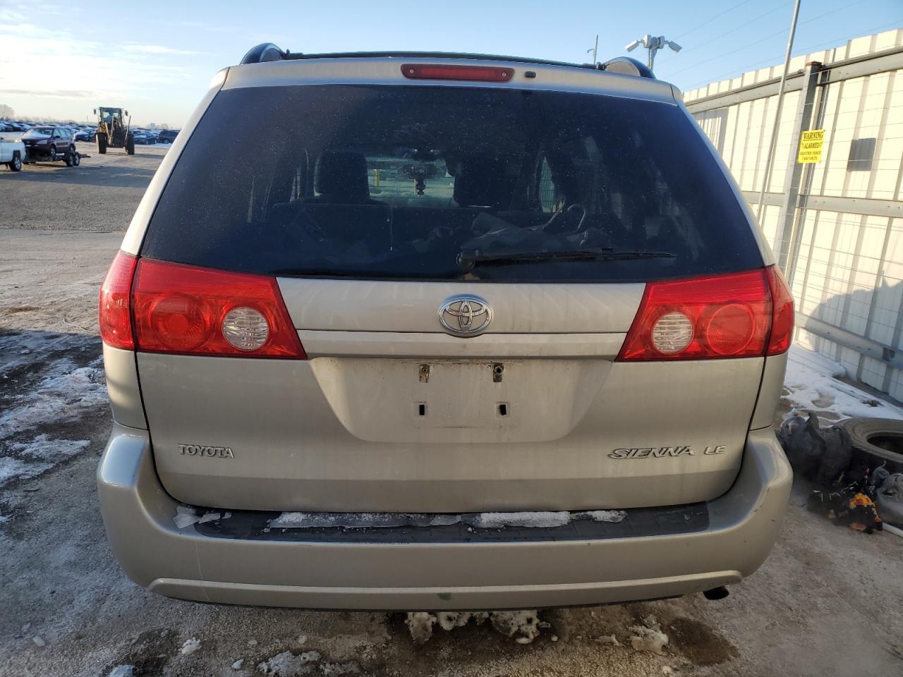 2008 Toyota Sienna Ce - Фото 6