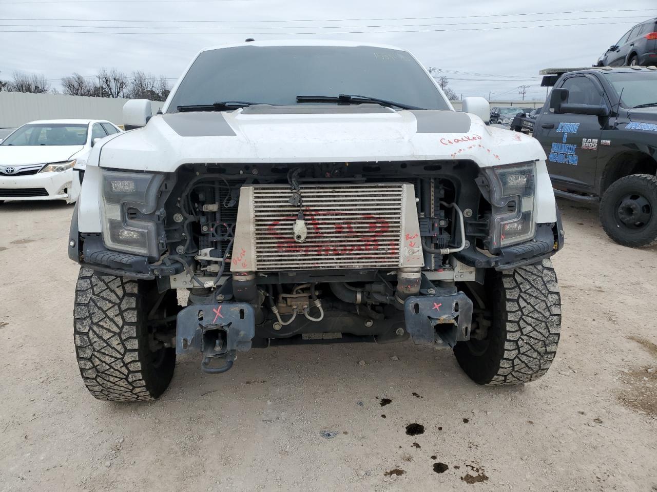 2017 Ford F150 Raptor - Фото 5