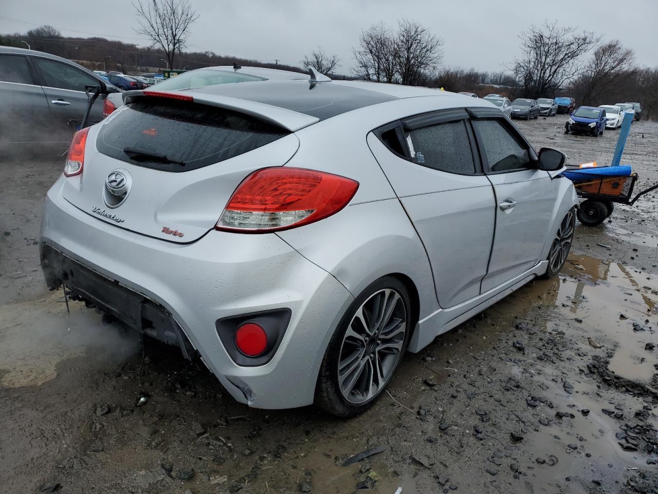 2016 Hyundai Veloster Turbo - Фото 3