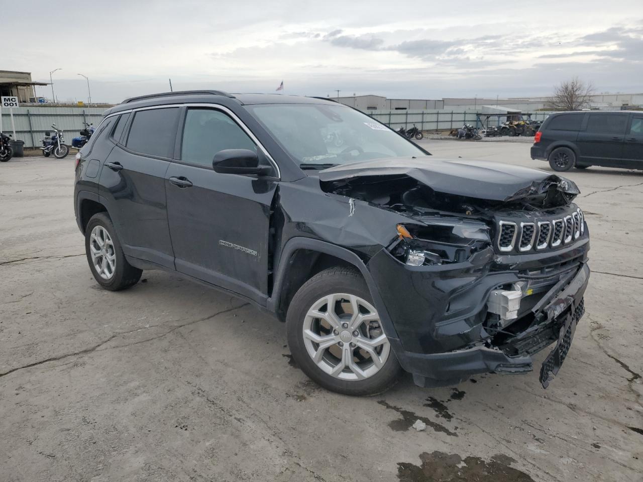 2024 Jeep Compass Latitude - Фото 4