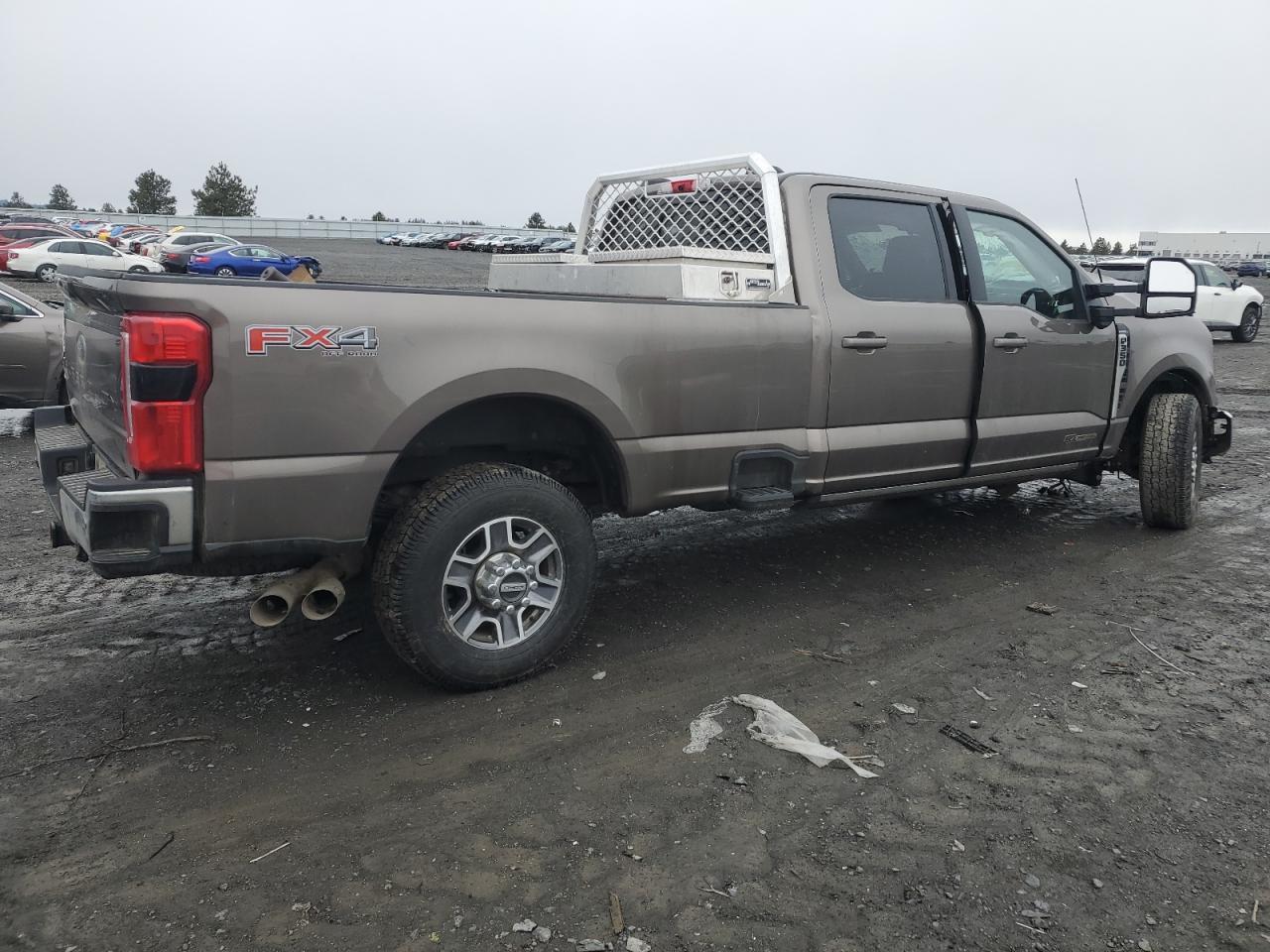 2023 Ford F350 Super Duty - Image 3